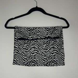 Size small-XS zebra print skirt